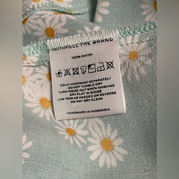 Faithfull The Brand Seafoam Green & Yellow Sunflower Midi Wrap Dress Size 2 - Picture 8 of 8